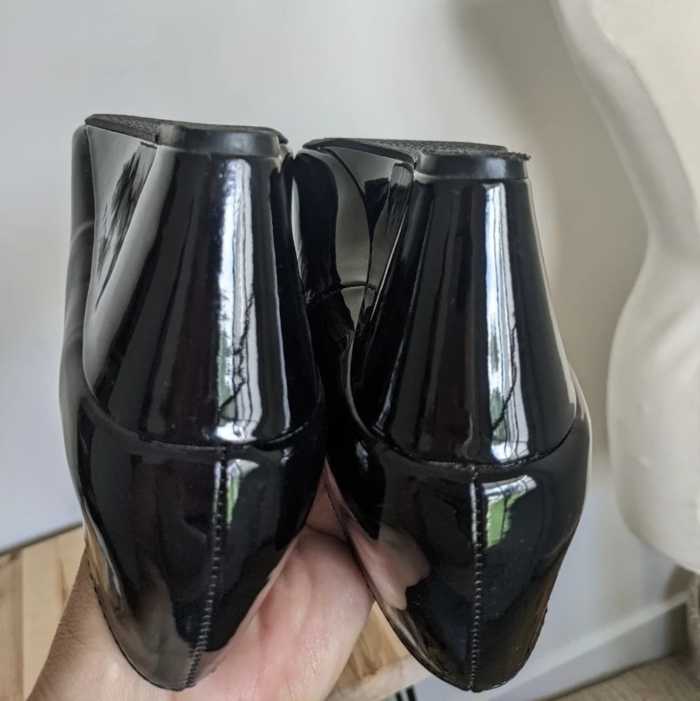 CHRISTOPHER and Banks Black Patent Leather Wedge Shoes 6.5 Pumps
